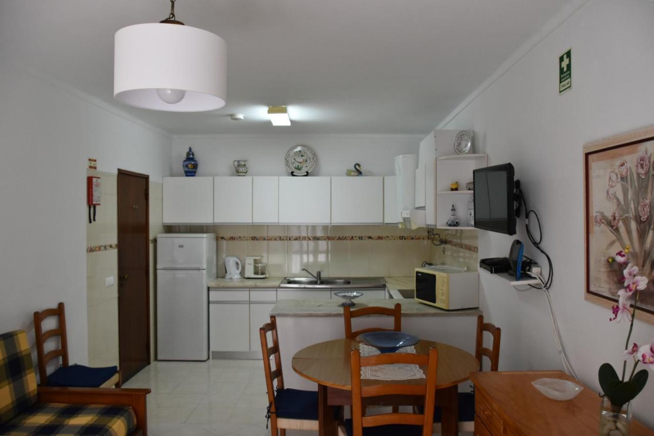 Apartamentos Encosta Do Mar Albufeira Exteriör bild